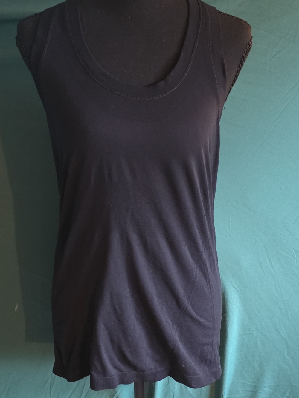 Athleta Black Scoop-Neck Performance Tank